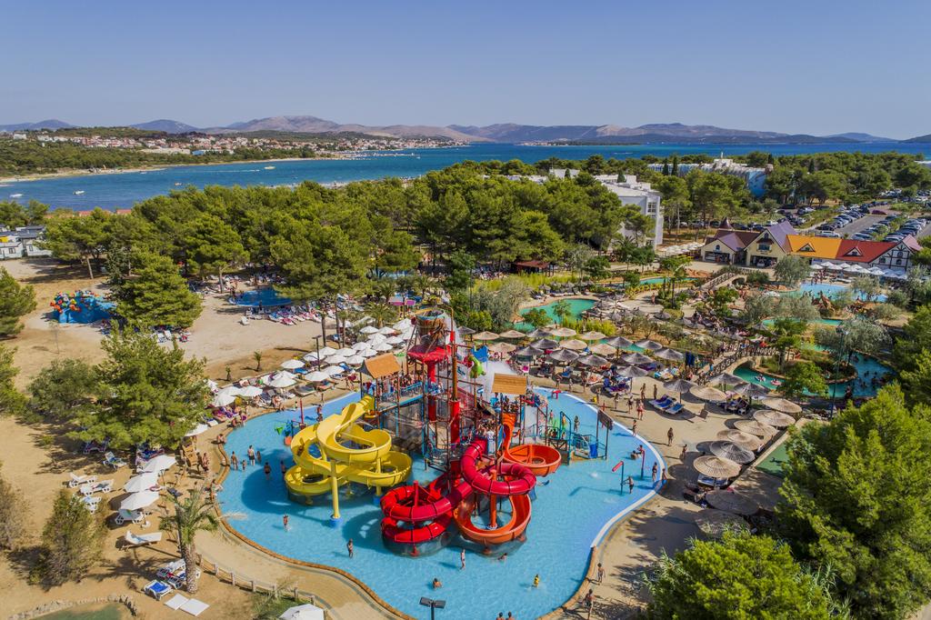 Le case mobili Adria More a Solaris Beach Resort in Sebenico per le vacanze famiglie al mare a Sebenico in Dalmazia in Croazia