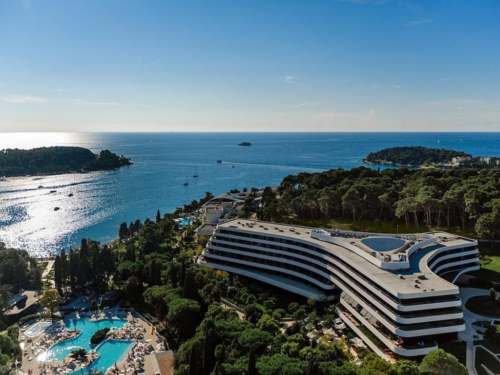 L' albergo Hotel Lone in Rovigno per le vacanze lusso al mare a Rovigno in Croazia